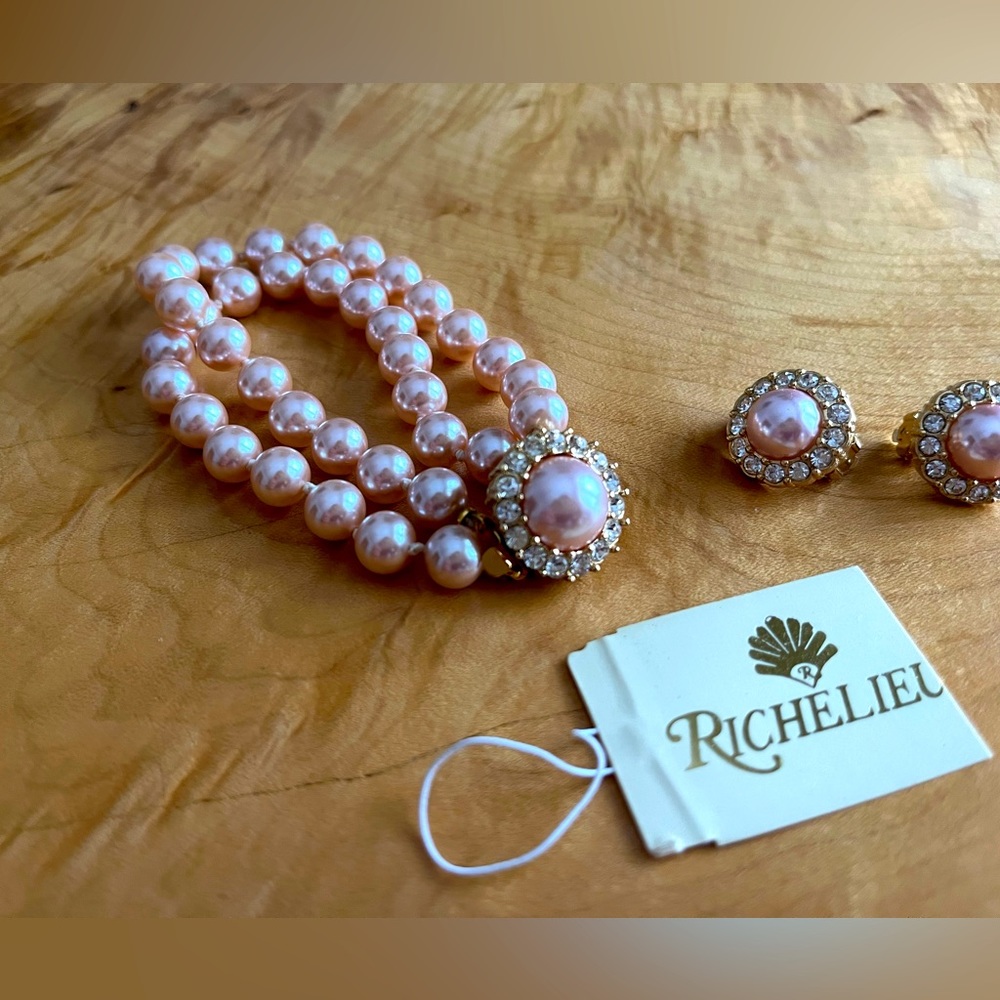Richelieu Blush Pink Bracelet & Earring Set